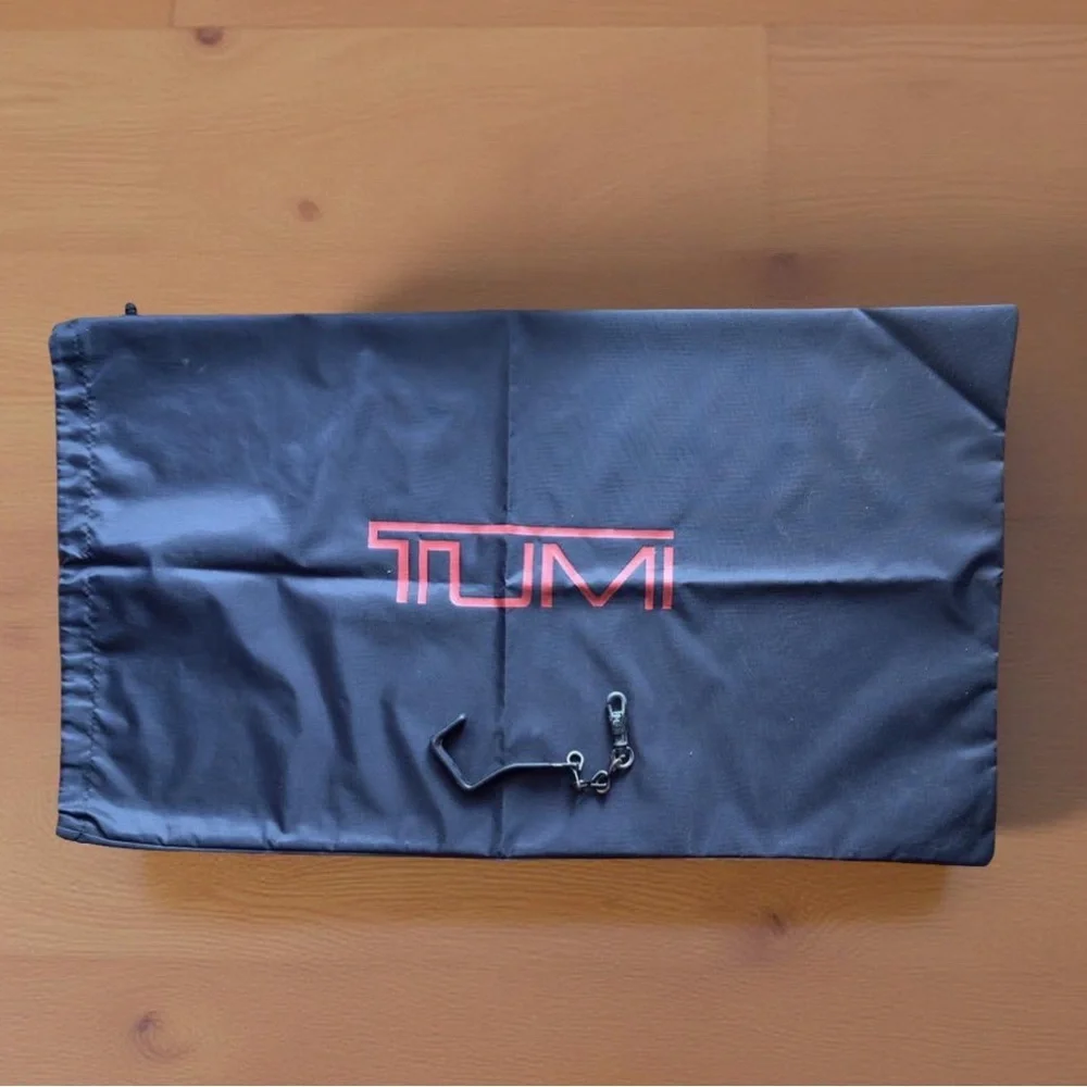 Vintage Tumi Ballistic FXT Nylon Garment Clothes Travel Carry On Suit Bifold Bag